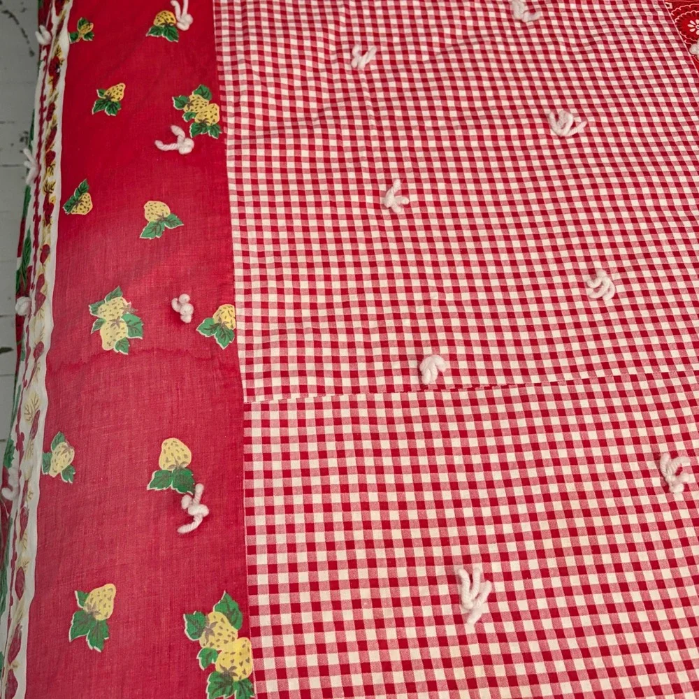 Vintage Red Patchwork Tied Quilt Comforter Strawberry Bandana Gingham 86x78 READ